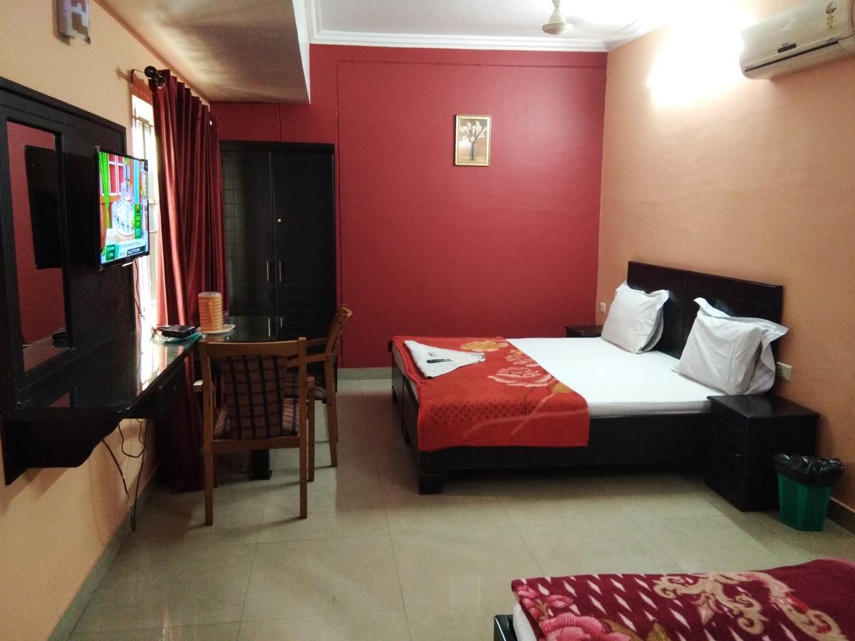 Hôtel A.R.Residency à Kunnamangalam Extérieur photo